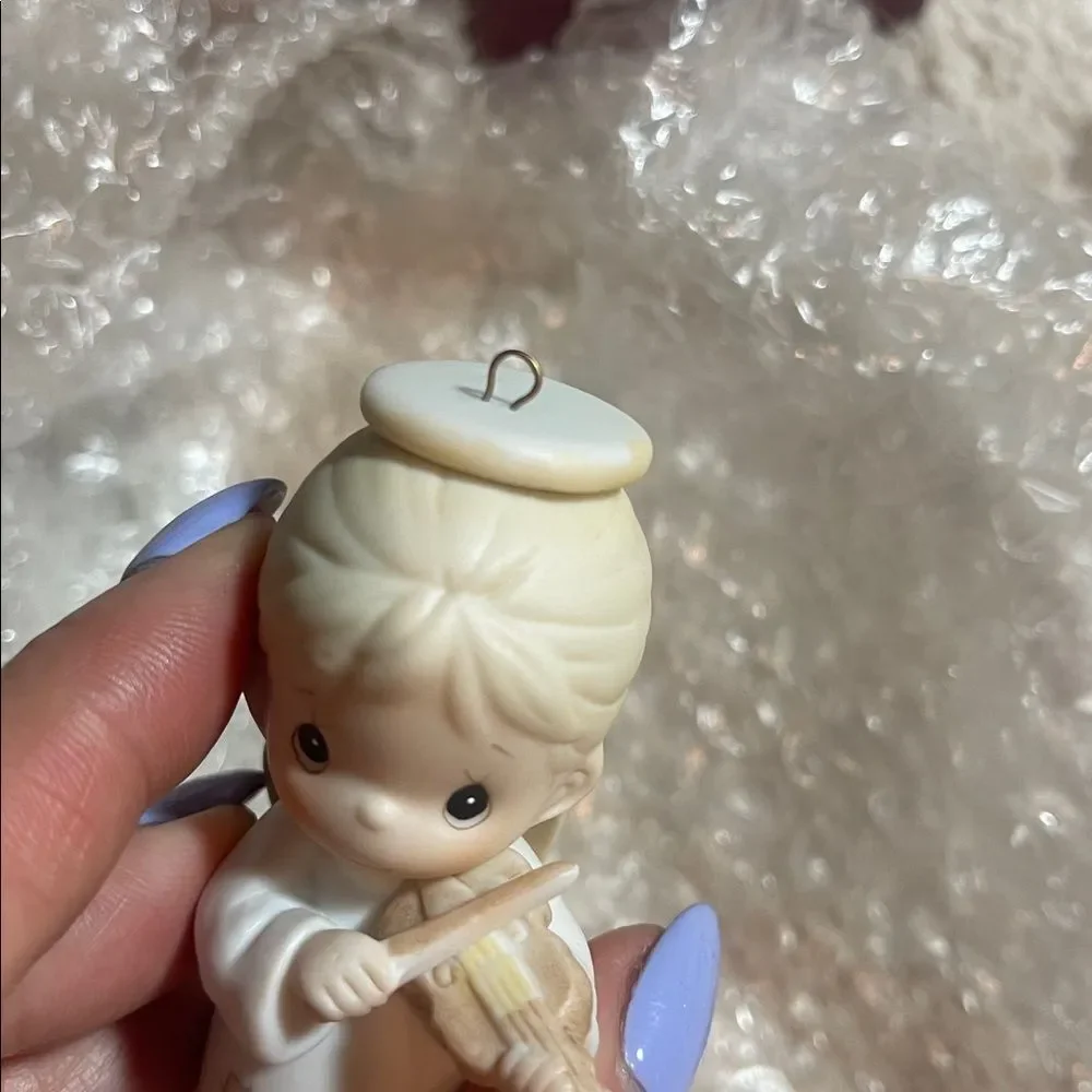 Precious moments oh holy night, 1989 Porcelain Angel ornamentwith Harp